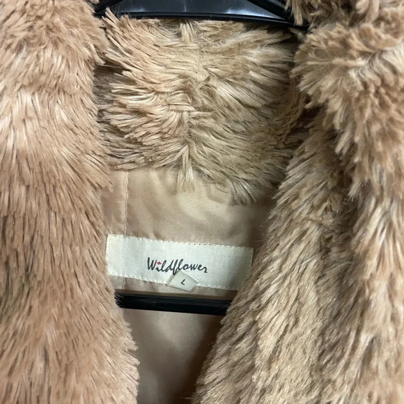 Wildflower size large lined faux fur - Picture 5 of 5